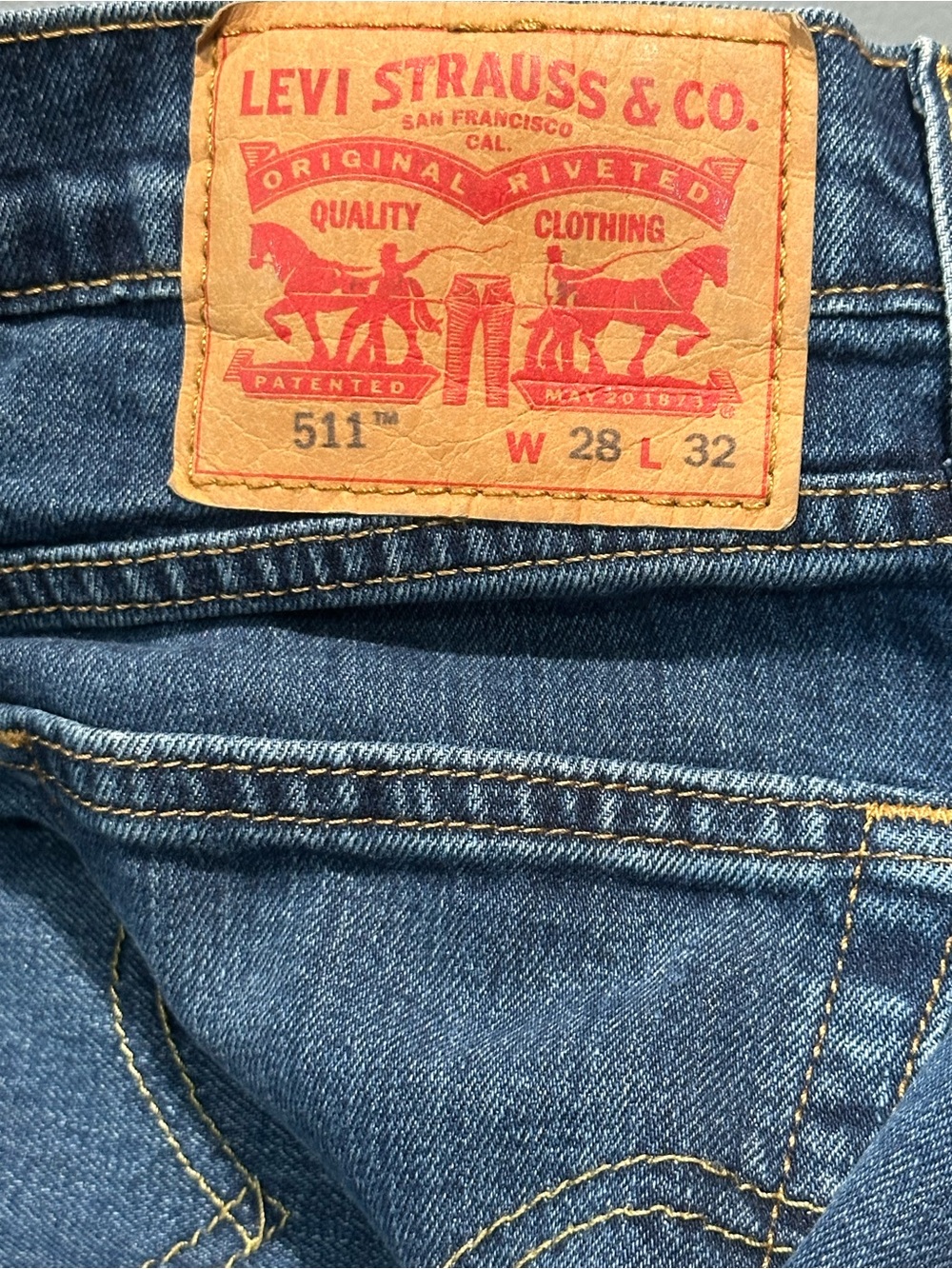 Levi's 511 Slim Fit Blue Jeans Mens Size 28x32 Dark Wash Denim